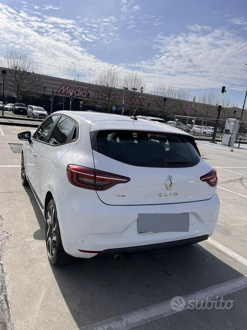 Renault Clio 2021 photo 2