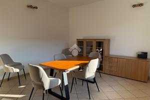 2 LOCALI A ALTOPASCIO