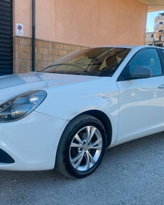Alfa Romeo Giulietta 1.6 JTD - 2014