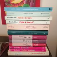 libri vari, romanzi,  e jracconti per ragazzi.