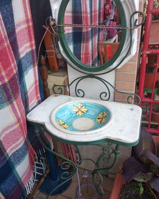 specchio e lava mani 