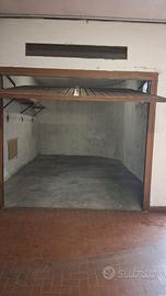Garage in via torelli