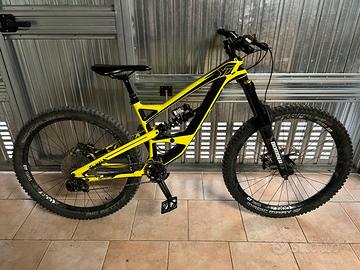 YT CAPRA 27.5 taglia M enduro