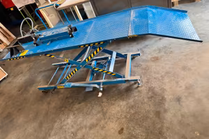 Ponte Sollevatore Moto Fervi portata 400Kg S008/M