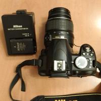 Nikon Reflex D3100 + Obiettivo 18-55 3.5-5.6 + Bat