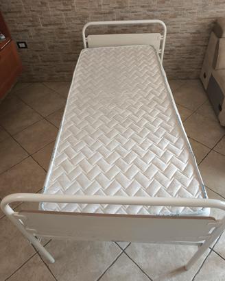 letto ospedaliero elettrico
