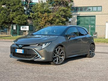 Toyota Corolla 2.0 Lounge - IN GARANZIA