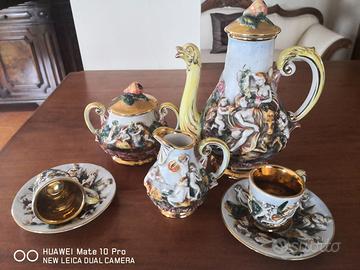 Capodimonte - servizi te / caffè