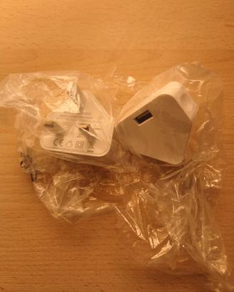 2 caricatori USB da parete AC/DC