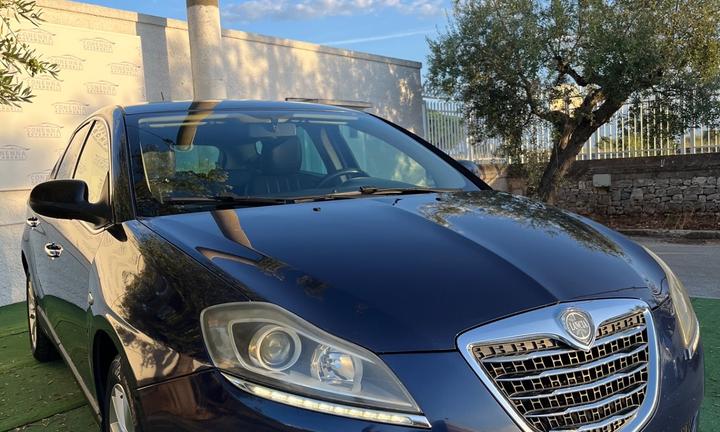 Lancia Delta 1.6 MJT DPF platino