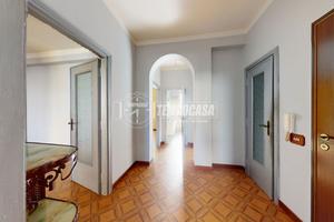 Appartamento a Alba Via Massimo D'Azeglio 4 locali