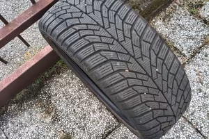 gomme da neve 225/45 R 17