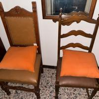 Coppia di Sedie Classiche in Legno e similpelle