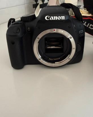 Canon EOS 550D + Obiettivo 18-135mm