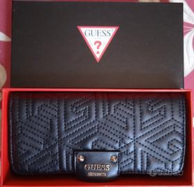 portafoglio donna Guess