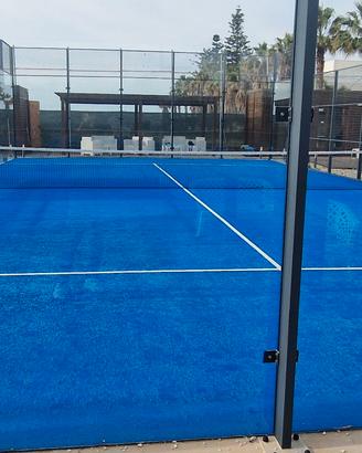 Tre campi da padel con struttura in alluminio