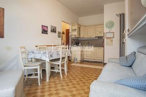 MONOLOCALE LUNGOMARE CHIAVARI