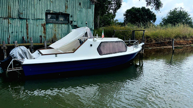 Pilotina da pesca e passeggiate sottocosta