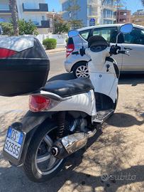Scarabeo 125