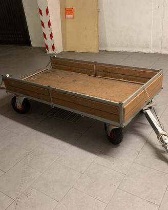 Carrello portattrezzi