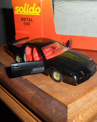 Chevrolet Camaro del 1988 Solido 1338,scala 1:43