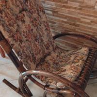 sedia a dondolo in bambù 