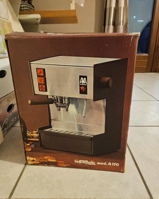 macchina da caffè "AMA Milano" Vintage