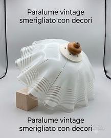Lampadario vintage in vetro lavorato ondulato