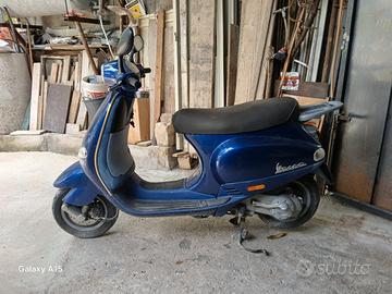 Piaggio Vespa 50 ET4