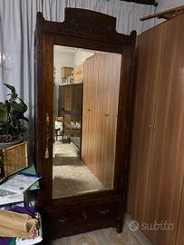 Armadio a specchio