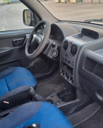 Furgoncino peugeot ranch 2000hdi prezzo trattabile