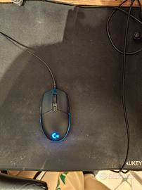Mouse gaming Logitech g203 Lightsync 