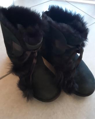 Stivali UGG camoscio