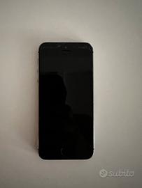 iPhone 5s nero - schermo danneggiato