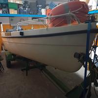 Barca motore e carrello
