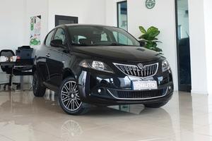 Lancia Ypsilon 1.0 Hybrid Gold 2023