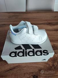 NUOVE SCARPE ADIDAS STAN SMITH taglia 22