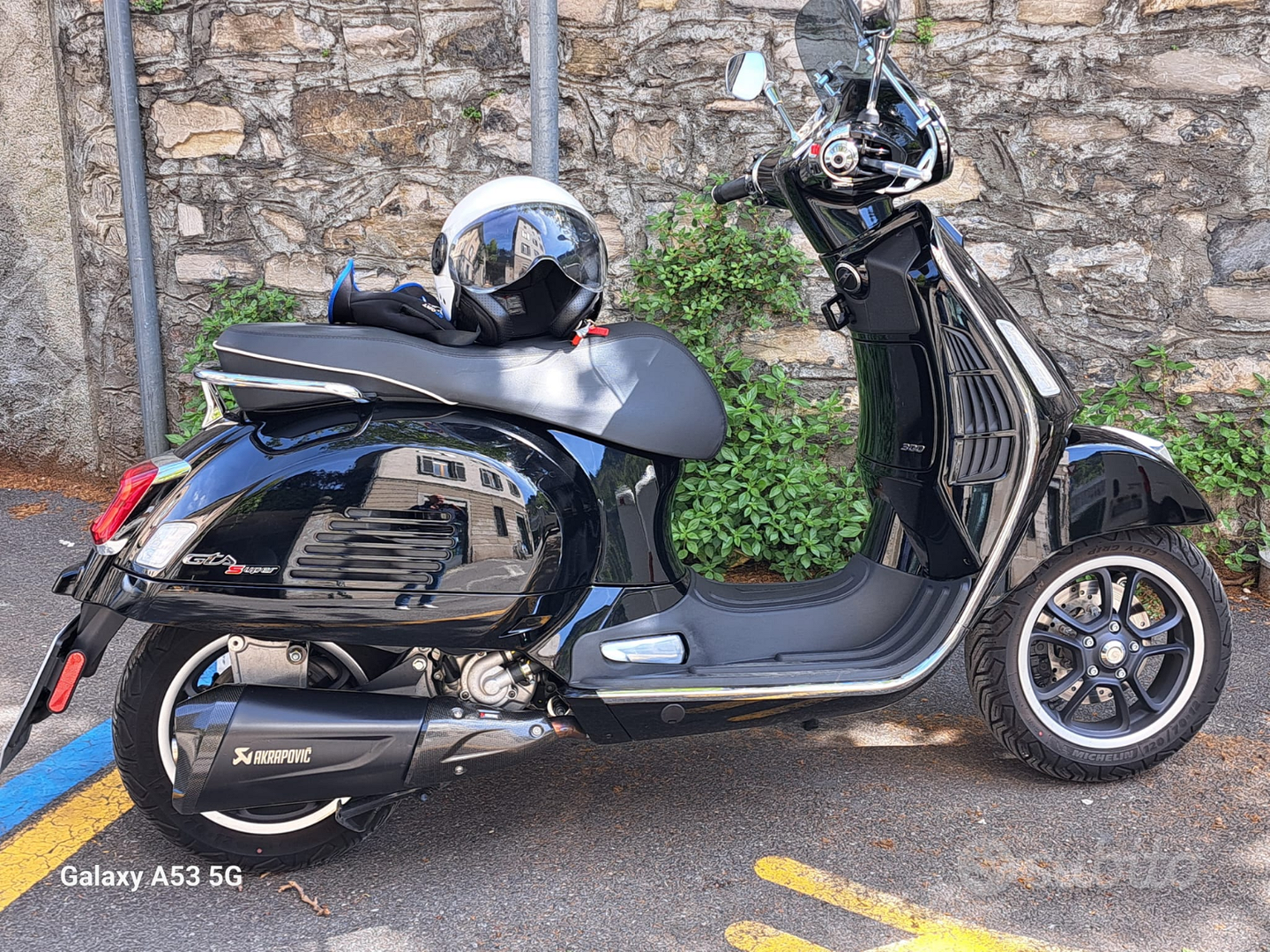 Vespa Gts 300 Vespa 130 Usata VESPA 300 GTS SUPER HPE, AKRAPOVIC