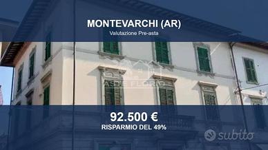 Immobile in asta di 160 m² con più di 5 locali a M