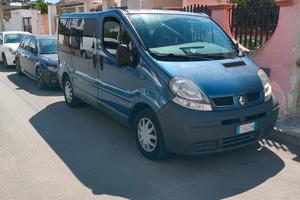 Renault trafic 9 posti 