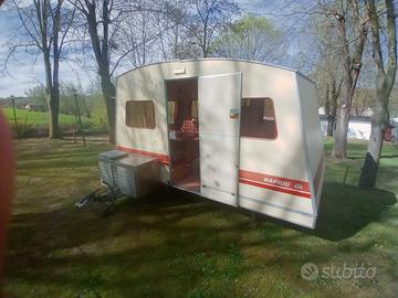 Carrello roulotte marca Rapido  mod. Confort-Matic