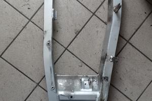 Forcellone postrioire yamaha fz6 600 fazer 2004/05