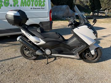 Yamaha Tmax 530