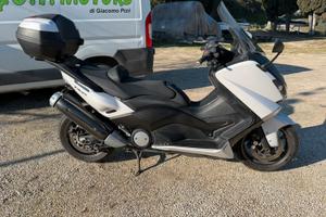 Yamaha Tmax 530