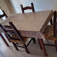 Tavolo color ciliegio allungabile