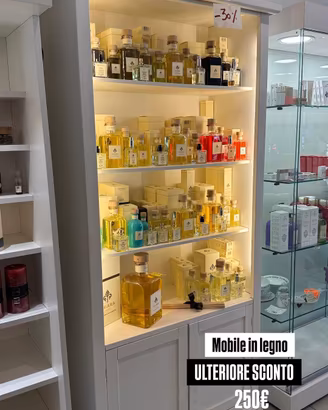 Mobile libreria con LED