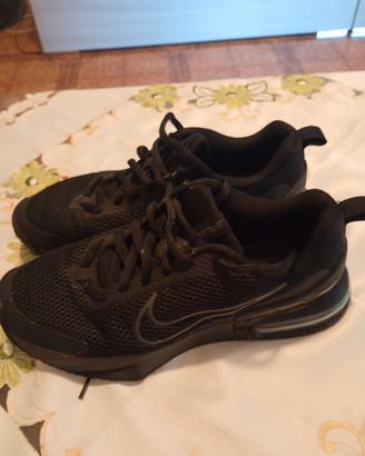 scarpe Nike air Max nere 