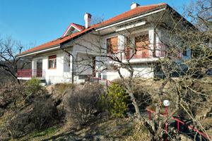 VILLA SINGOLA A IVREA