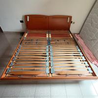 Letto con rete elettrica matrimoniale