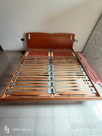 Letto con rete elettrica matrimoniale